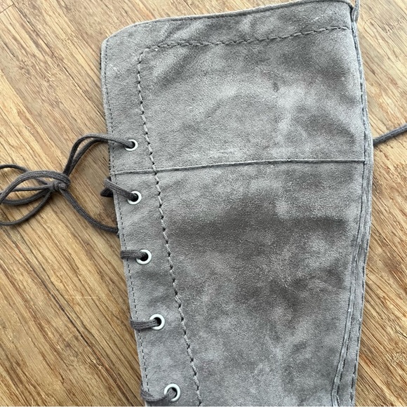 UGG Somaya Suede Grey/Beige Front Lace Side Zip Moccasin Boots, Sz 8.5 - Picture 15 of 16